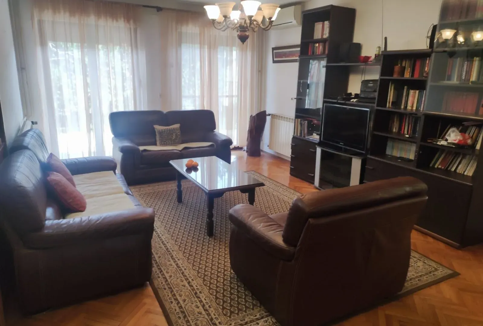 Rent, house, 200m², Zagorič, Podgorica