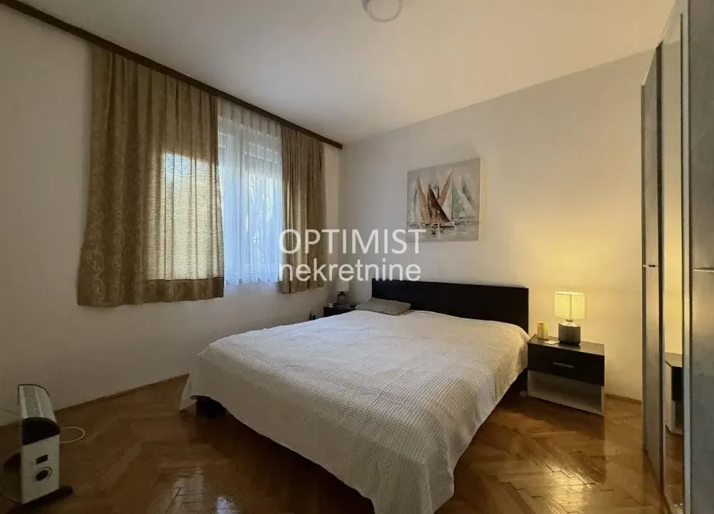 Izdavanje, dvosoban stan, 49m², Stari Grad, Beograd