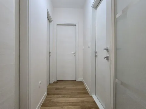 Rent, apartment, 93m², Central Point, Podgorica - image 17