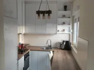 Izdavanje, jednosoban stan, 54m², City Kvart, Podgorica - image 8