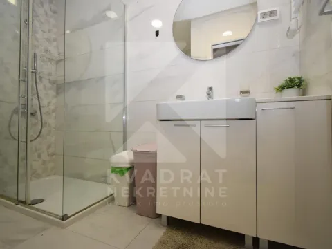 Rent, two bedroom apartment, 70m², Central Point, Podgorica - image 14
