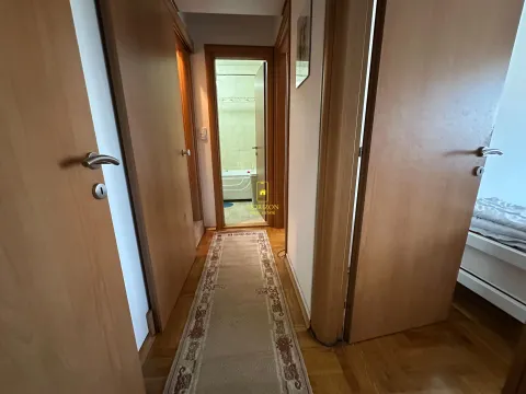 Rent, two bedroom apartment, 55m², Stari Aerodrom, Podgorica - image 6