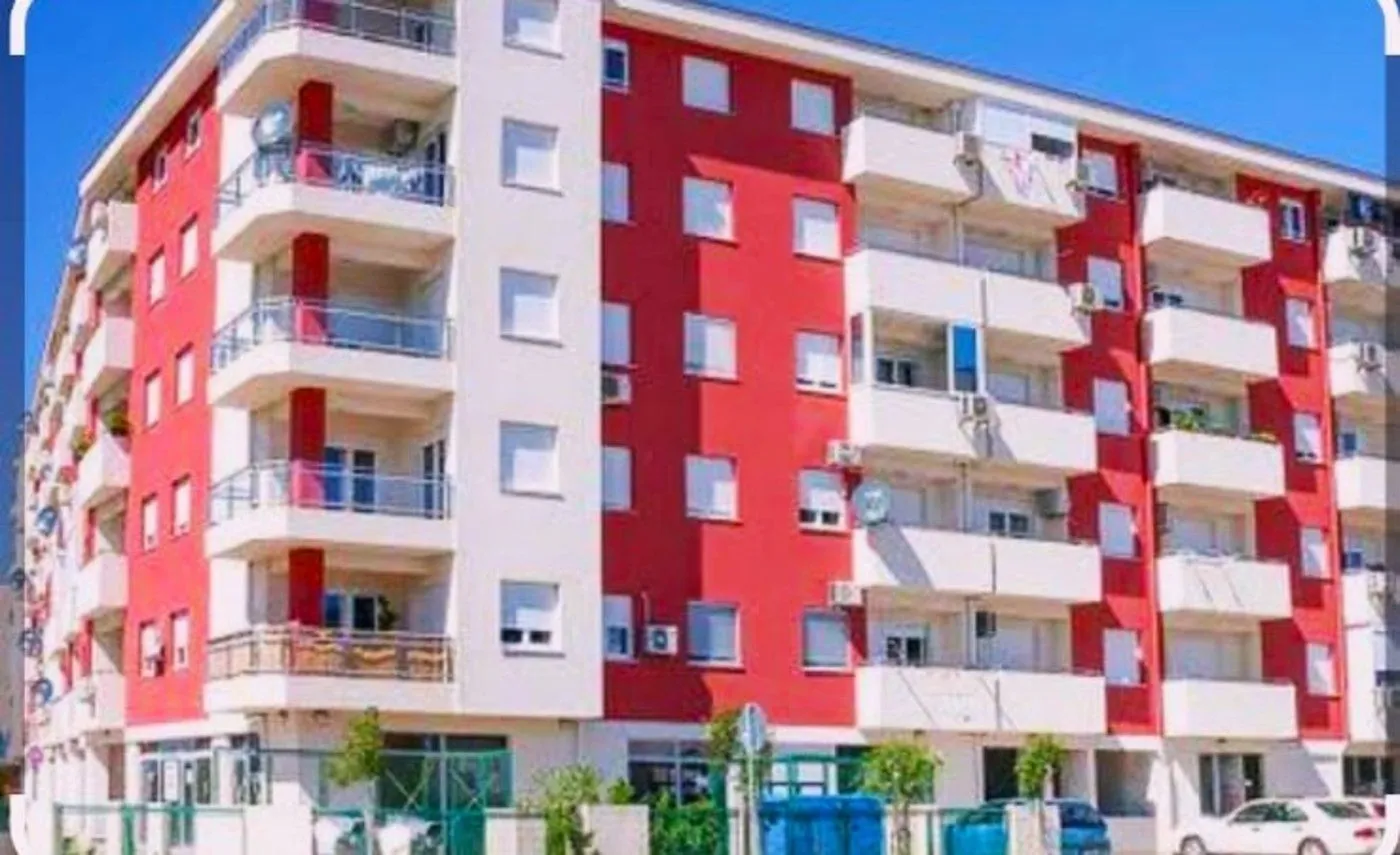 Izdavanje, stan, 55m², Ljubović, Podgorica
