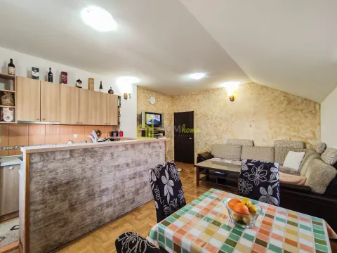 Prodaja, dvosoban stan, 80m², Masline, Podgorica - image 2