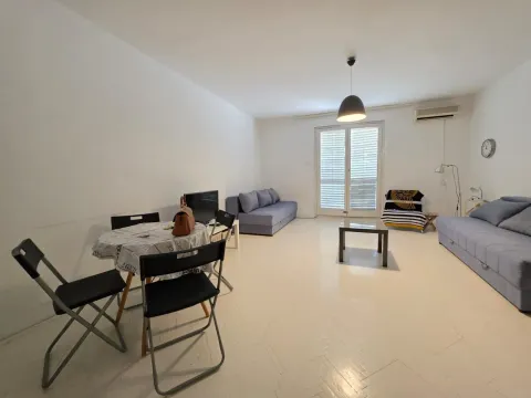 Rent, studio apartment, 35m², Budva, Crna Gora - image 24
