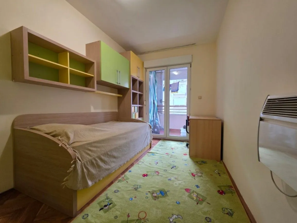 Izdavanje, dvosoban stan, 58m², Zagorič, Podgorica