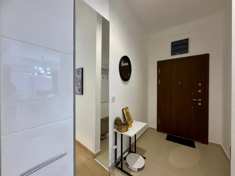 Stan-na-dan, jednosoban stan, 50m², Centar, Bar - image 11