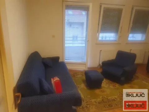 Izdavanje, jednosoban stan, 28m², Bulevar Oslobodjenja, Novi Sad Sve Podlokacije - image 5