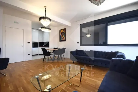 Rent, three bedroom apartment, 130m², Dalmatinska ulica, Podgorica - image 4