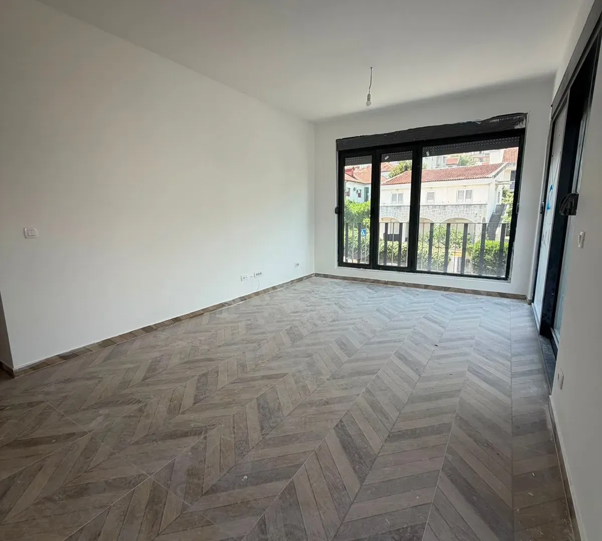 Prodaja, jednosoban stan, 53m², Centar, Budva