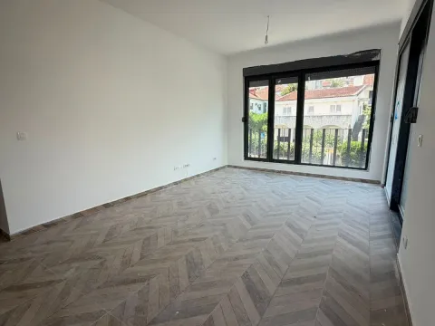 Prodaja, jednosoban stan, 53m², Centar, Budva - image 14