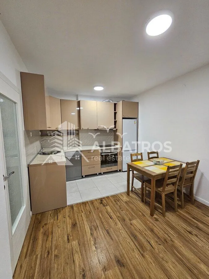 Rent, two bedroom apartment, 622m², Centar, Bar