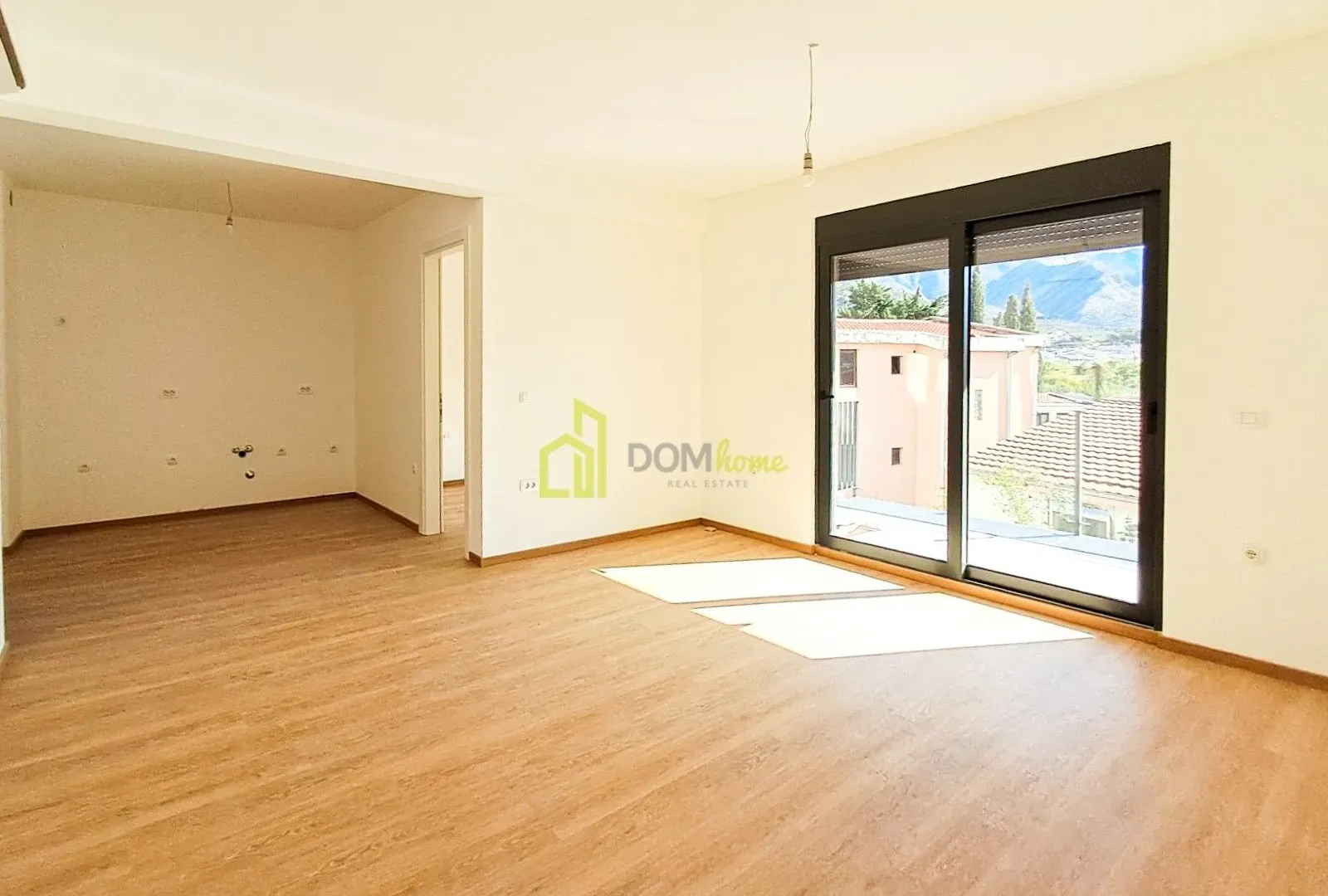 Prodaja, dvosoban stan, 58m², Bar, Crna Gora