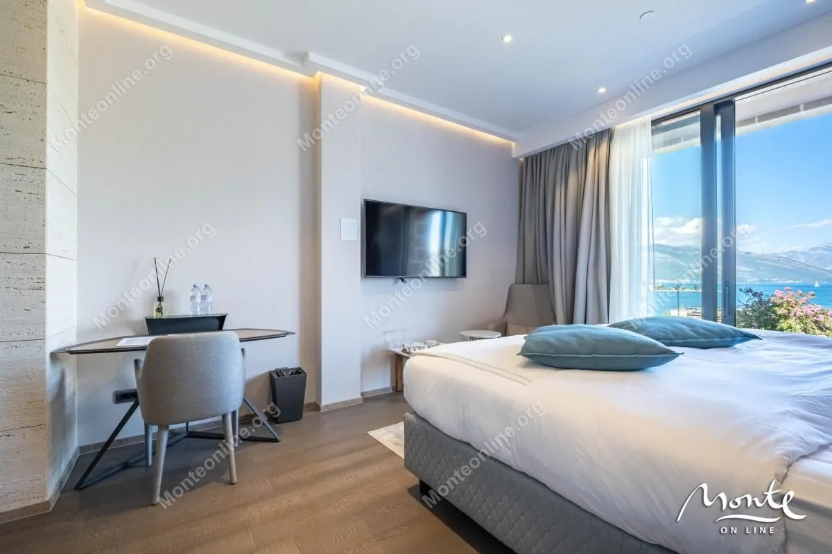Prodaja, garsonjera, 32m², Bogišići, Tivat