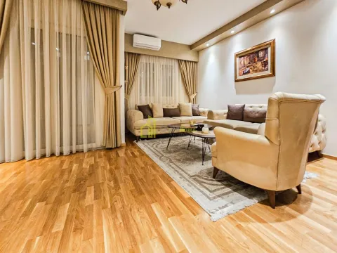 Izdavanje, jednosoban stan, 50m², Pobrežje, Podgorica - image 2