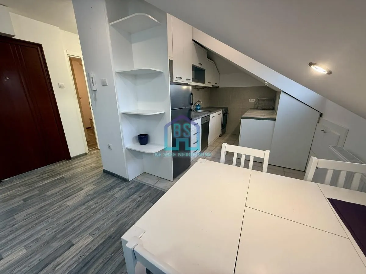 Prodaja, jednosoban stan, 36m², Novo naselje, Novi Sad