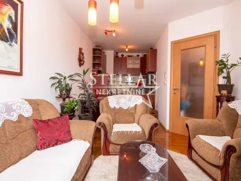 Rent, two bedroom apartment, 55m², Stari Aerodrom, Podgorica - image 1