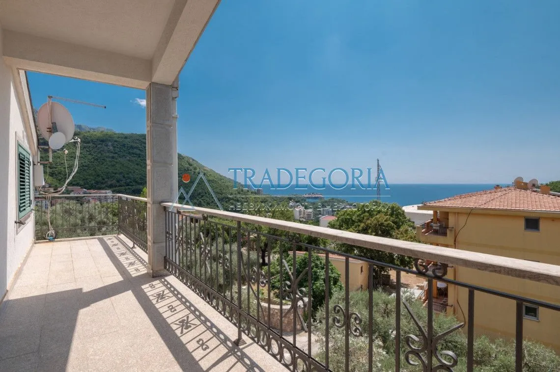 Prodaja, kuća, 453m², Pržno, Budva