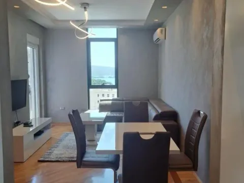 Izdavanje, stan, 51m², Centar, Tivat - image 2