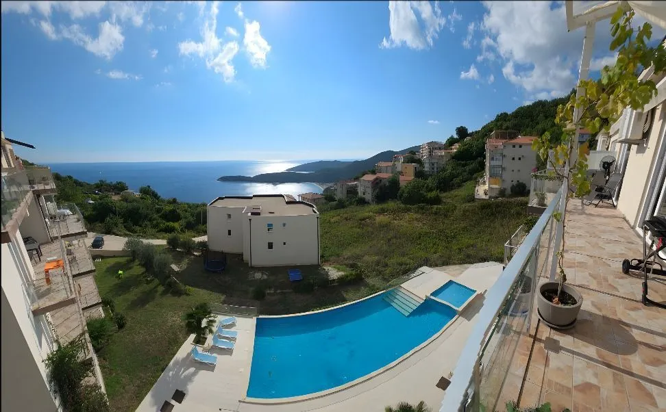 Prodaja, dvosoban stan, 102m², Seoce, Budva
