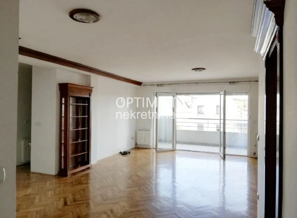 Sale, four bedroom apartment, 117m², Savski Venac, Beograd