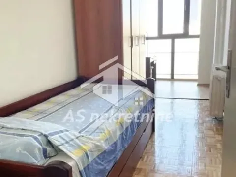 Izdavanje, četvorosoban stan, 93m², Cvetni Trg, Vračar Sve Podlokacije - image 14