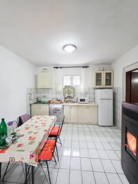 Prodaja, kuća, 115m², Tološi, Podgorica - image 5