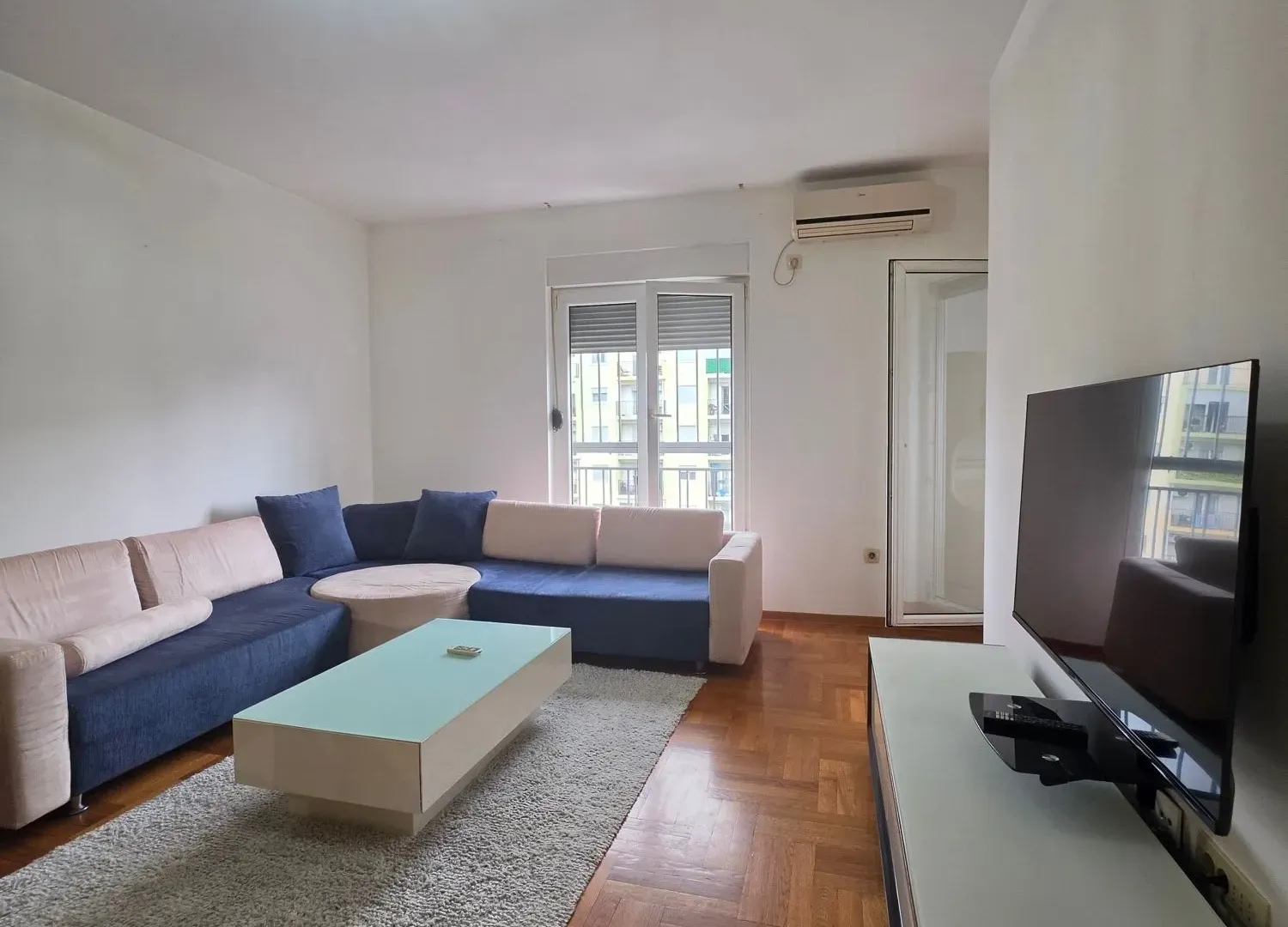 Izdavanje, dvosoban stan, 54m², Tuški Put, Podgorica