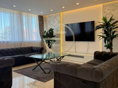 Stan in Tatarsko brdo