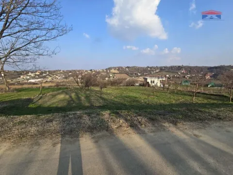 Zemljište in Karagača