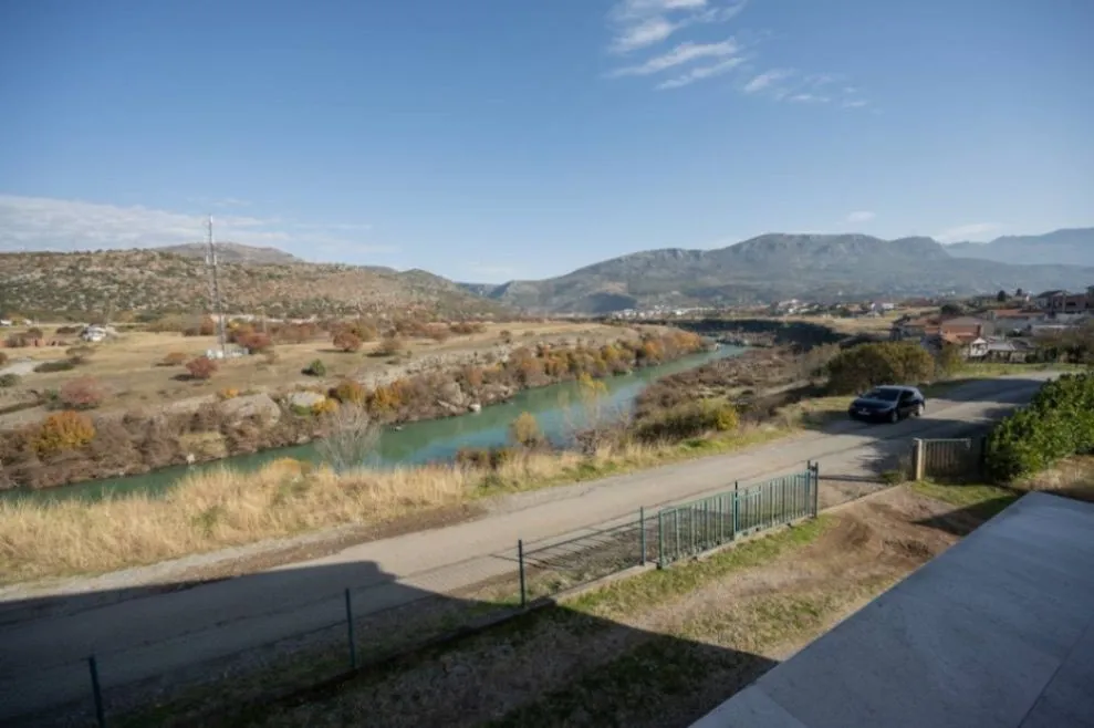Prodaja, kuća, 198m², Zagorič, Podgorica