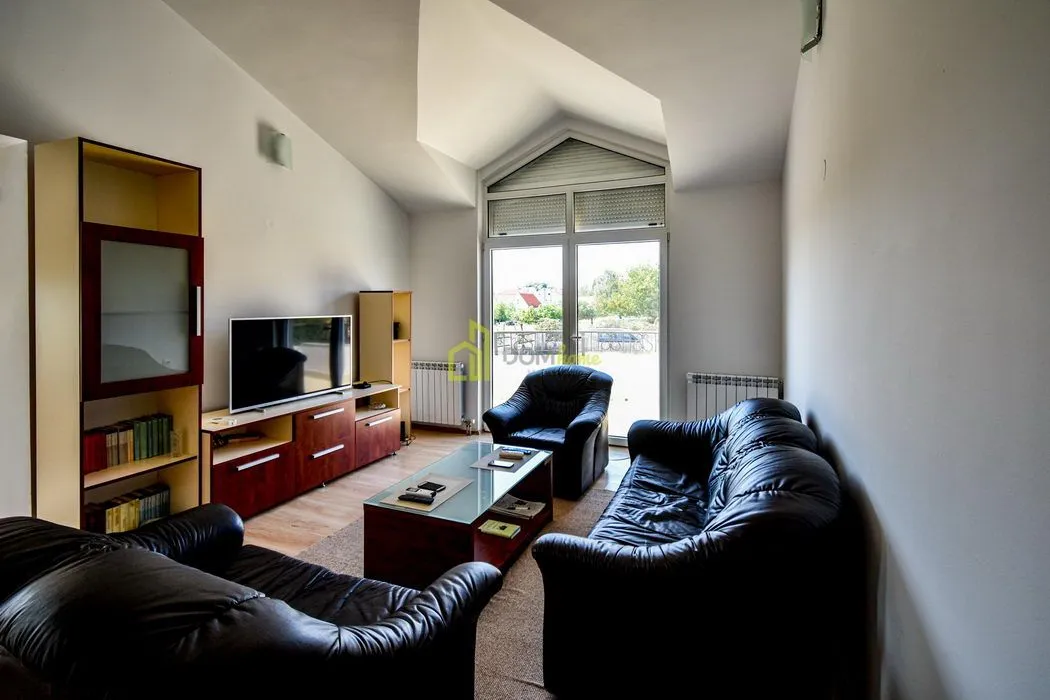 Rent, house, 185m², Tološi, Podgorica