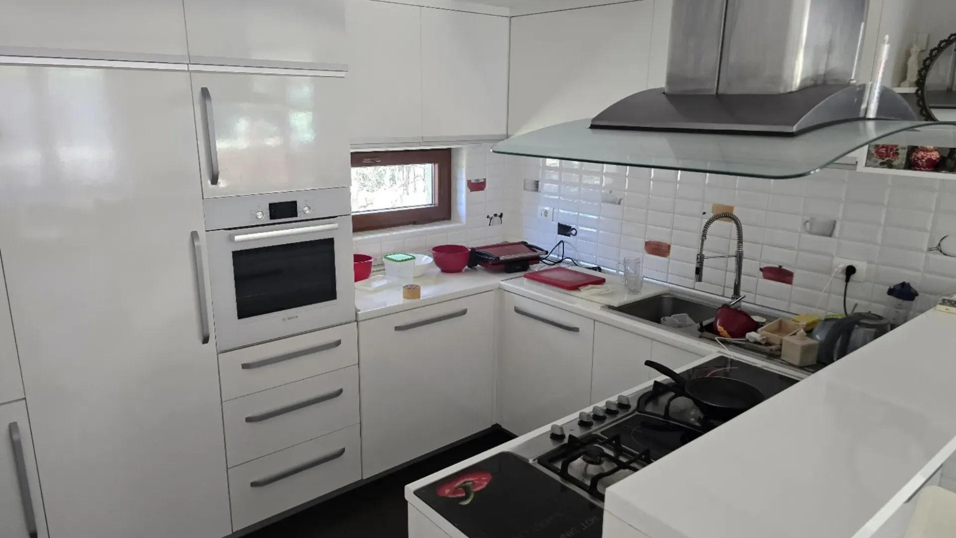 Izdavanje, kuća, 160m², Mirac, Kotor