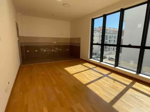 Rent, two bedroom apartment, 74m², Stari Aerodrom, Podgorica - image 1