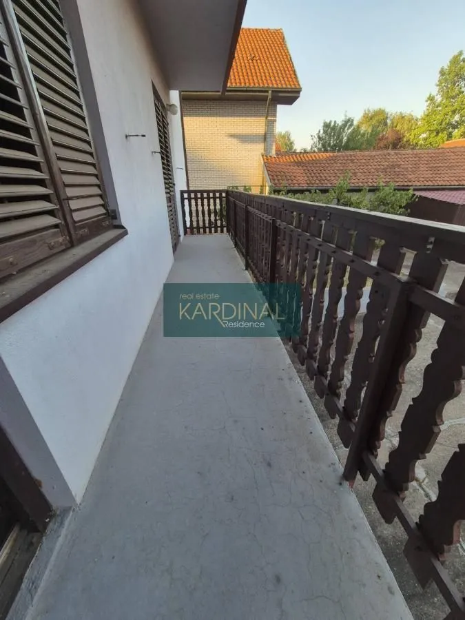 Prodaja, kuća, 298m², Budžino brdo, Jagodina