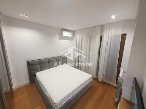 Izdavanje, dvosoban stan, 67m², Savski Venac, Beograd - image 11