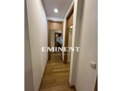Izdavanje, trosoban stan, 86m², Tašmajdan, Palilula Sve Podlokacije - image 6