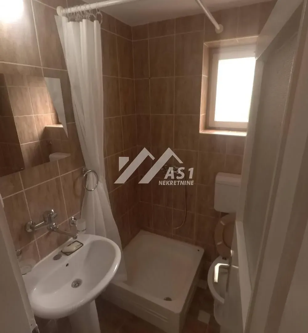 Rent, two bedroom apartment, 65m², Bulevar Oslobodjenja, Novi Sad Sve Podlokacije