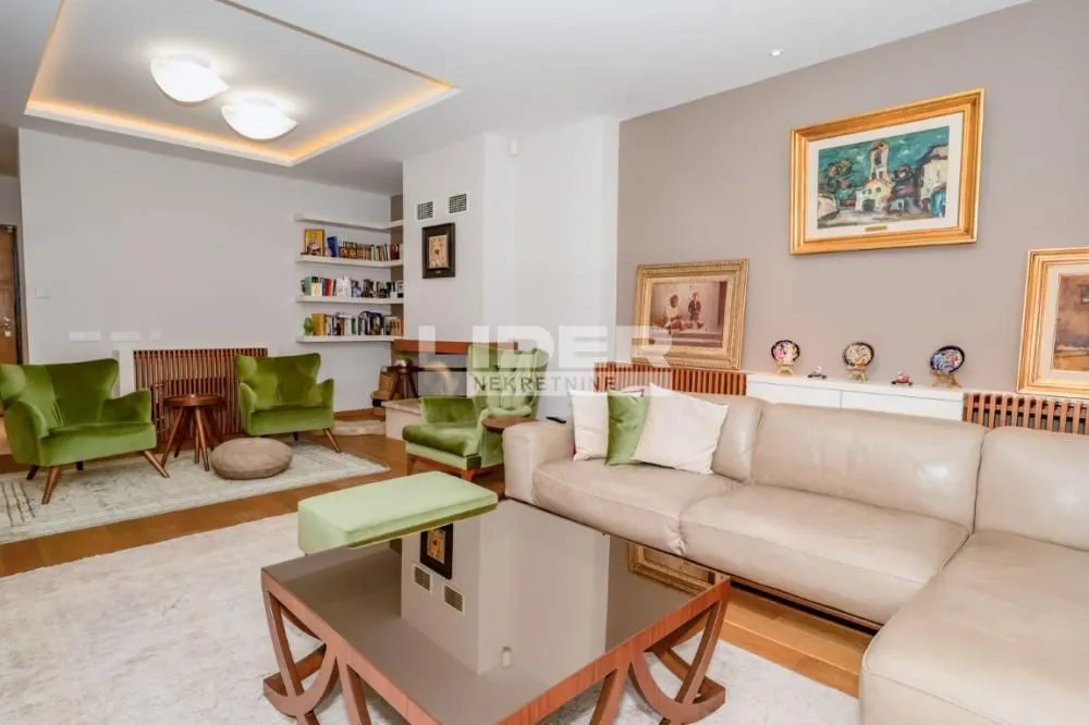 Prodaja, kuća, 279m², Košutnjak, Beograd