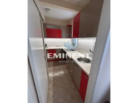 Rent, two bedroom apartment, 68m², Savski Venac, Beograd - image 9