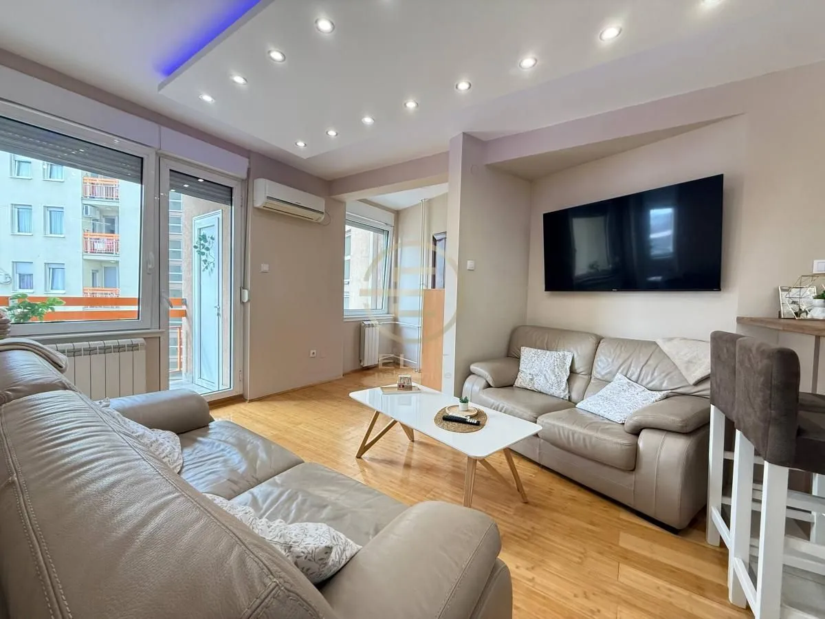 Rent, two bedroom apartment, 41m², Rotkvarija, Novi Sad Sve Podlokacije