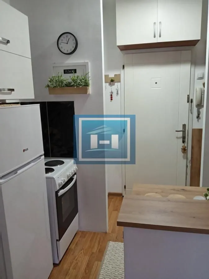 Prodaja, garsonjera, 27m², Centar, Jagodina