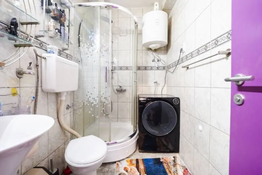 Prodaja, trosoban stan, 70m², Čubura, Beograd