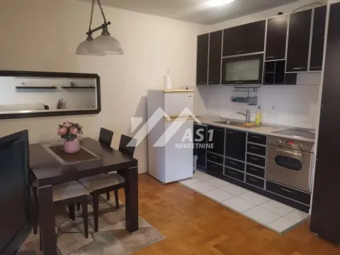 Izdavanje, jednosoban stan, 40m², Centar, Novi Sad - image 3