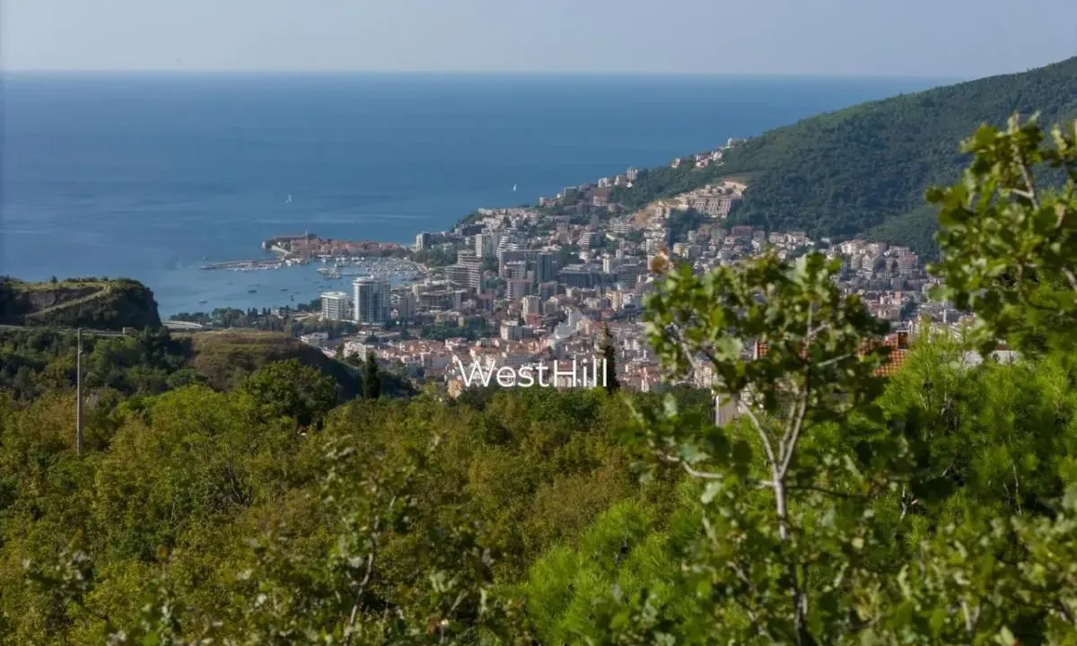 Prodaja, plac, 2104m², Markovići, Budva