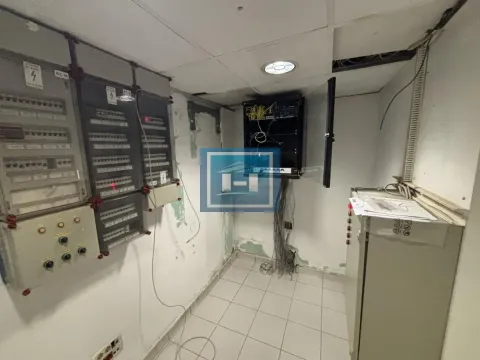 Izdavanje, poslovni prostor, 171m², Centar, Jagodina - image 14