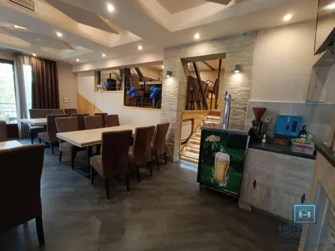 Prodaja, poslovni prostor, 300m², Centar, Jagodina - image 18