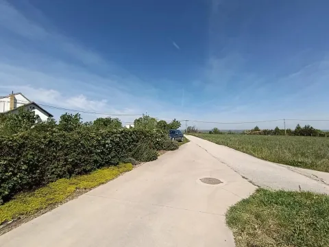 Sale, house, 147m², Beočin, Srbija - image 3