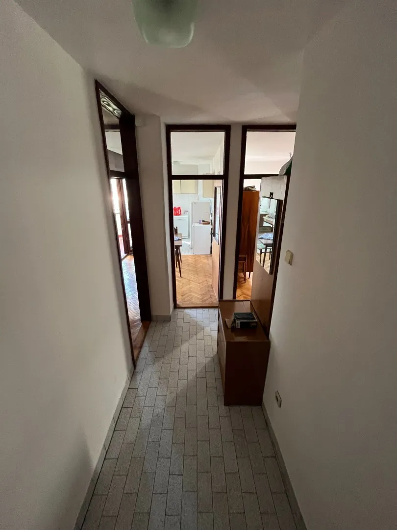 Prodaja, jednosoban stan, 56m², Blok 6, Podgorica