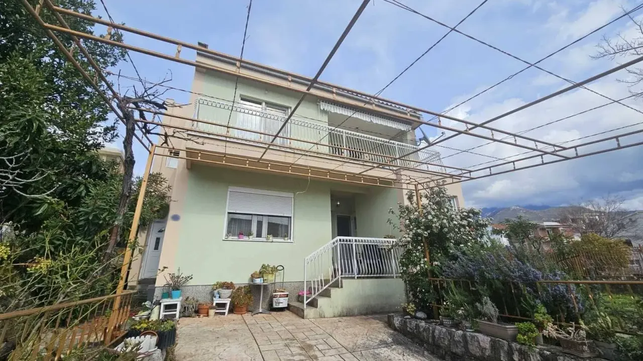 Sale, house, 160m², Šušanj, Bar